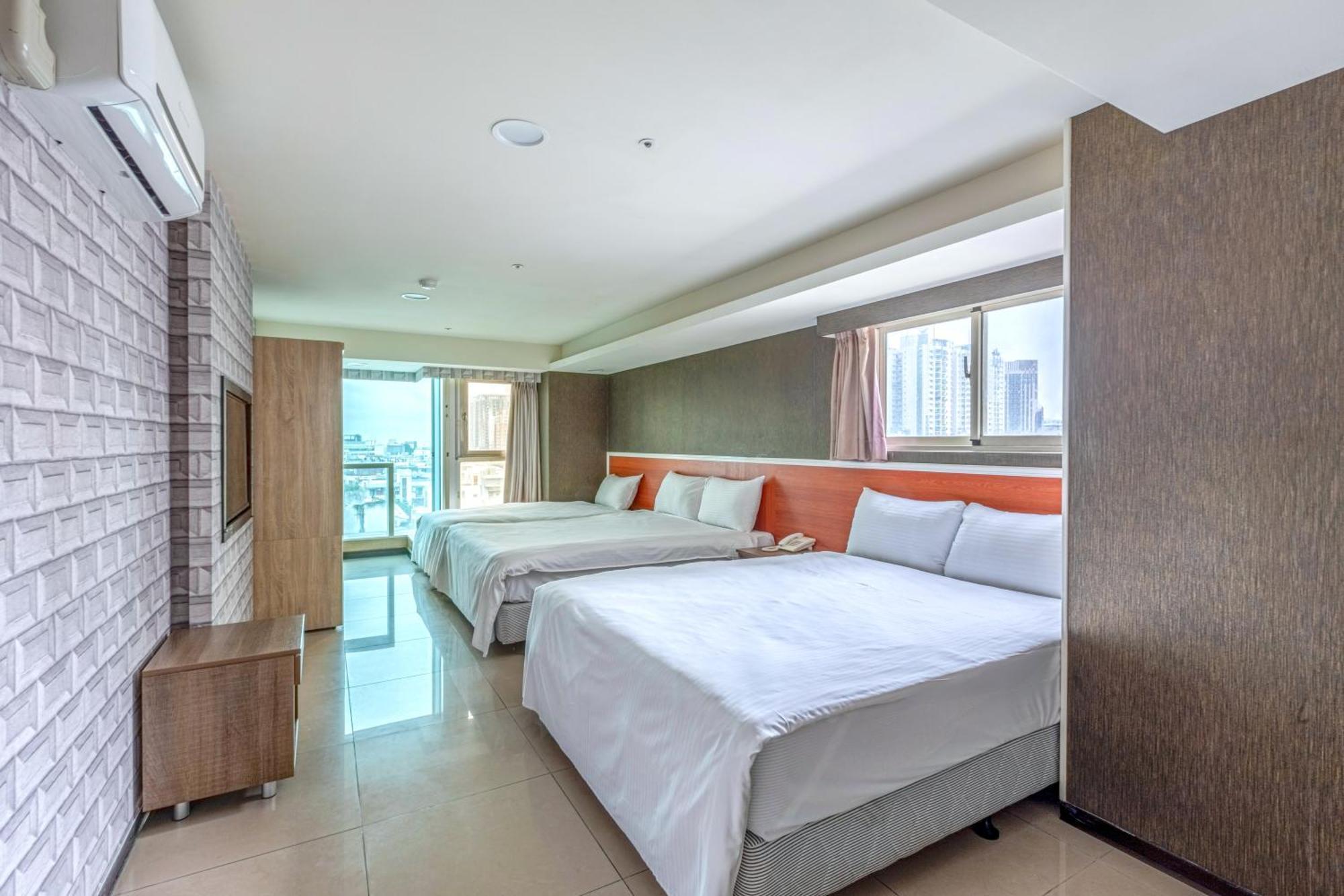 E Lim Hotel Чжунли Номер фото