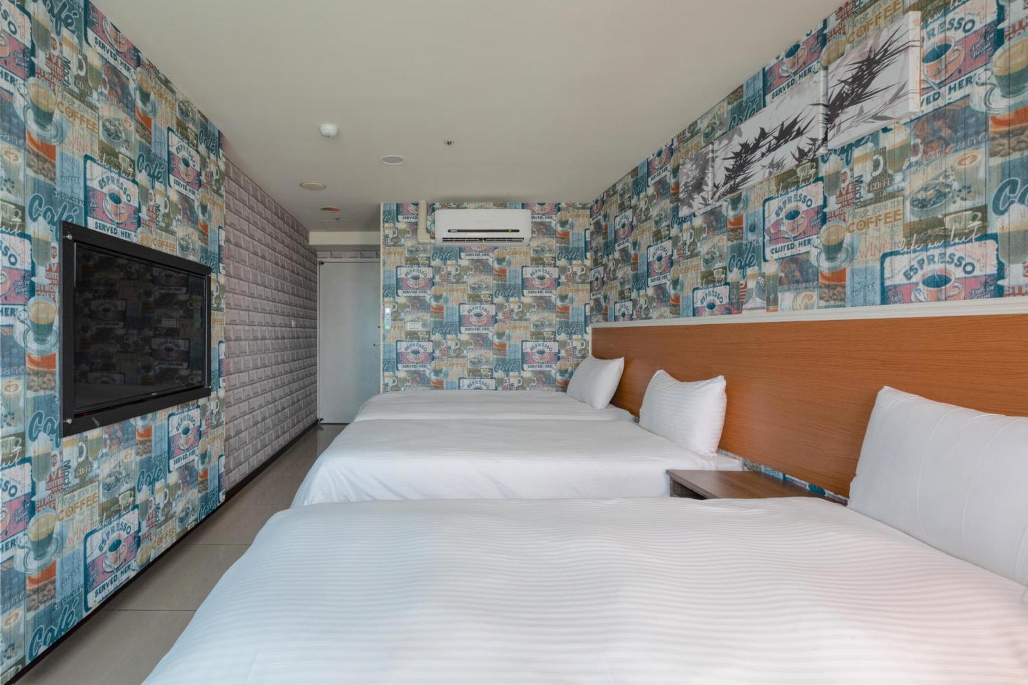 E Lim Hotel Чжунли Номер фото