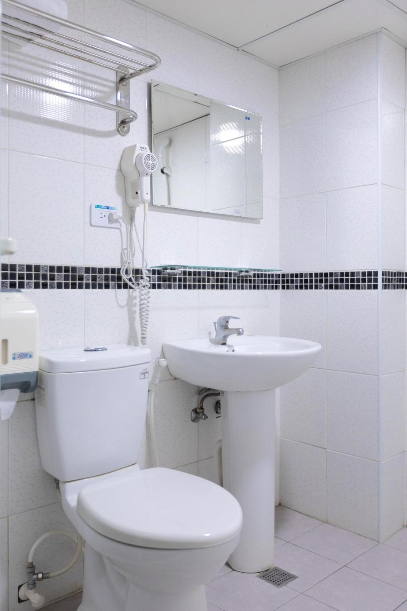E Lim Hotel Чжунли Номер фото